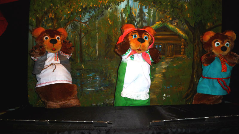 Puppet Theater Fairy Tale Three Bears Try Vedmedi 4 characters